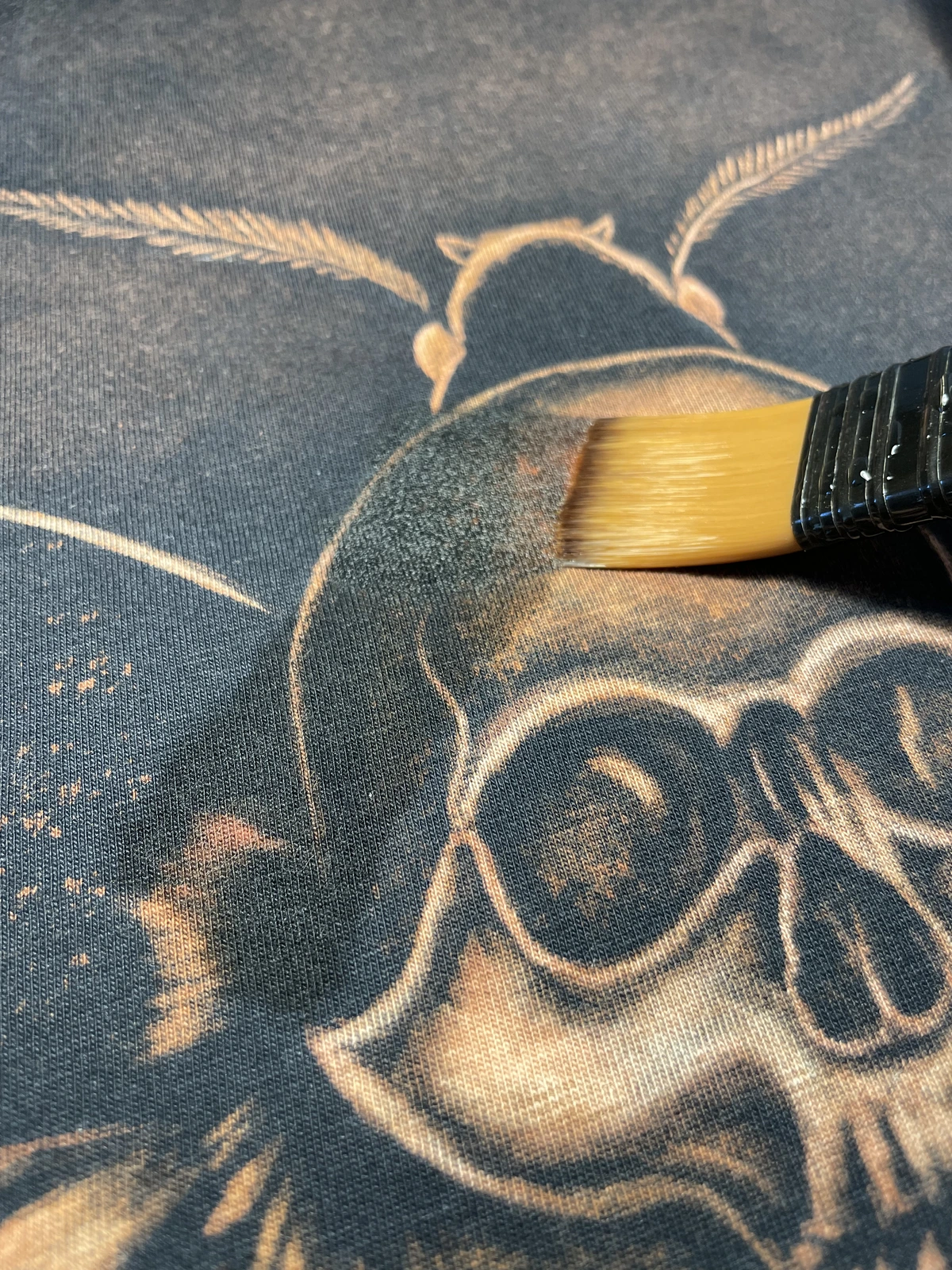 Hydrogen peroxide solution used to neutralize bleach on fabric
