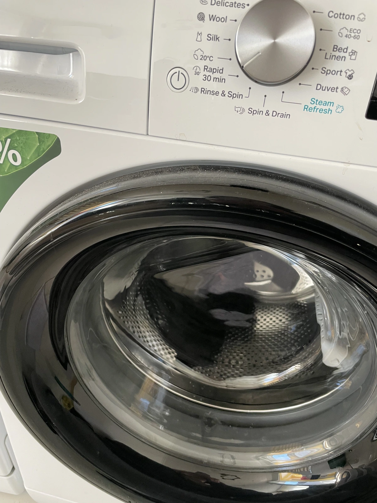 Schonwaschgang mit kaltem Wasser für Bleach Art Kleidung an der Waschmaschine