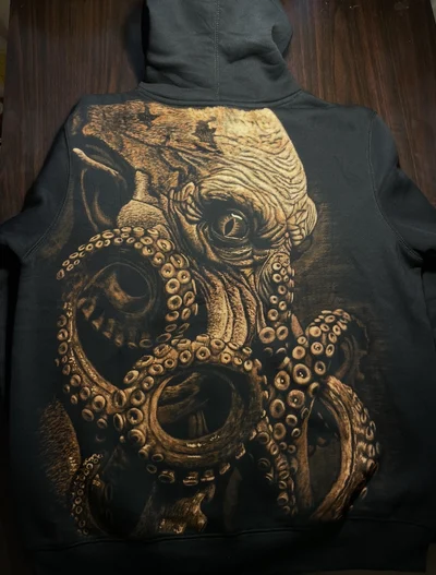 Kraken Bleach Art Hoodie – Riesiger Oktopus als Meeresmonster Motiv