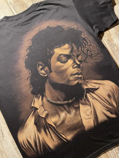 Michael Jackson Bleach Art T-Shirt – Handgemaltes Portrait auf dem Rücken