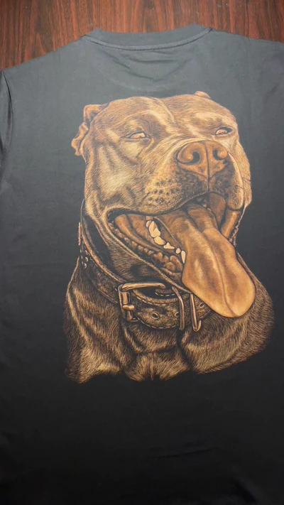 American Terrier Hund Bleach Art auf schwarzem T-Shirt – Tierporträt Design
