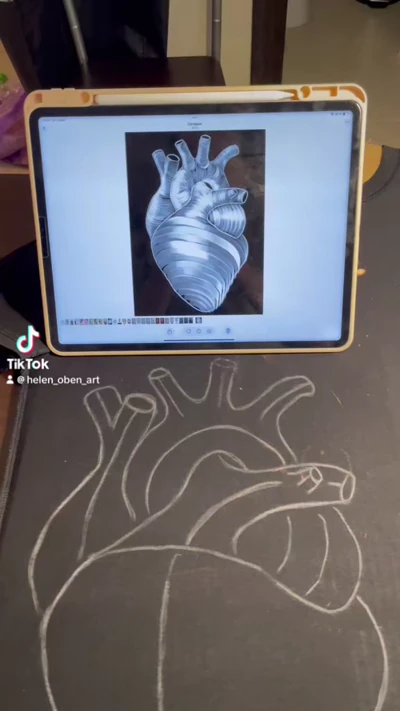 Herz Bleach Art auf Stoff in Bandtechnik – dekorativer Designprozess