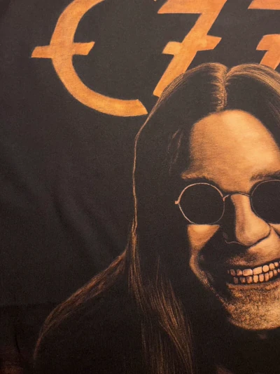 Ozzy Osbourne Bleach Art auf schwarzem T-Shirt – Prince of Darkness Design
